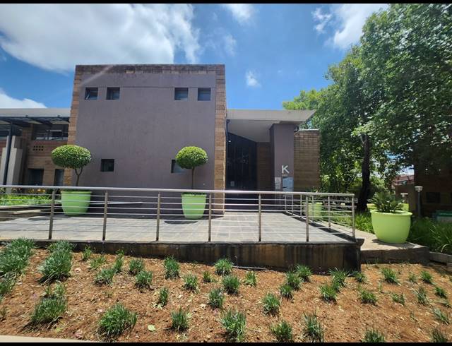 1,840M² OFFICE TO LET IN RANDJESPARK